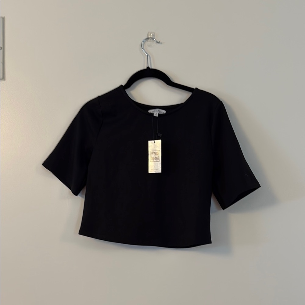 Sleek Black Crop Top Essential